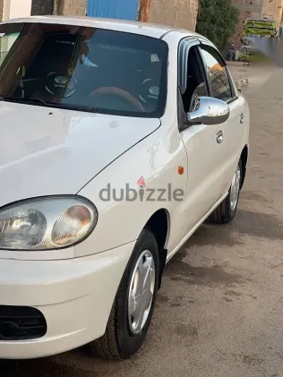 شيفروليه لانوس 2009 أبيض مستعملة للبيع