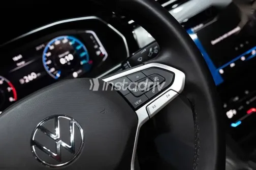 Volkswagen Passat 2022 Dark Blue Used for Sale - 4