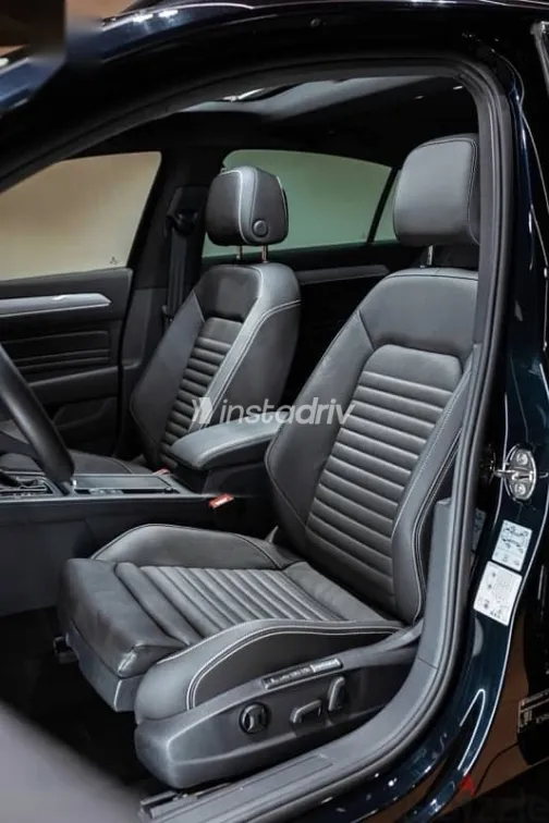 Volkswagen Passat 2022 Dark Blue Used for Sale - 7