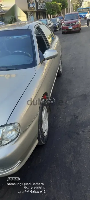Kia Sephia 2000 Gold Used for Sale