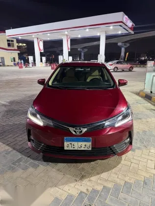 تويوتا كورولا 2017 نبيتي مستعملة للبيع