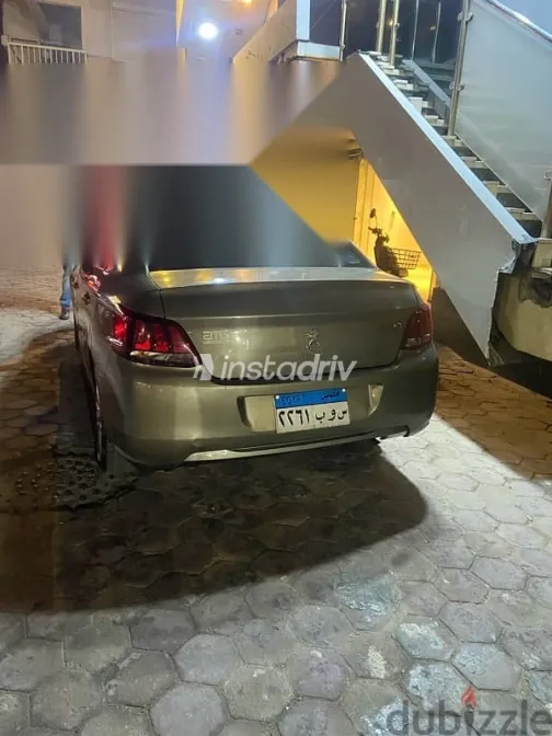 بيجو 301 2018 بني مستعملة للبيع - 3