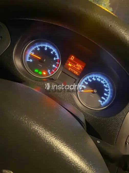 بيجو 301 2018 بني مستعملة للبيع - 6