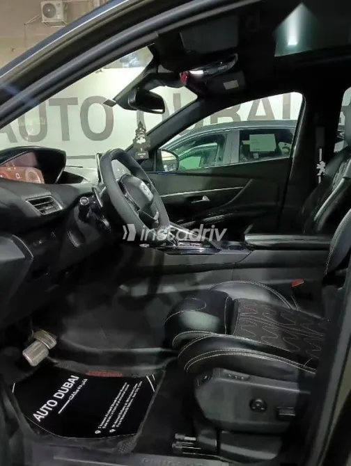 Peugeot 5008 2020 White Used for Sale - 4