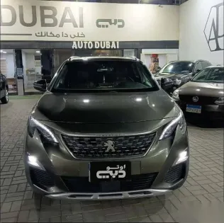 بيجو 5008 2020 أبيض مستعملة للبيع