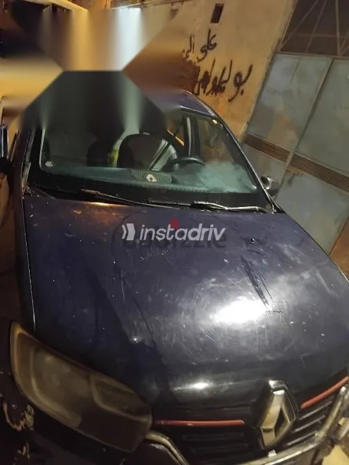 رينو لوجان 2018 أزرق غامق مستعملة للبيع - 1