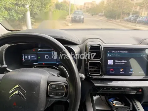 سيتروين C5 2021 أبيض مستعملة للبيع - 1