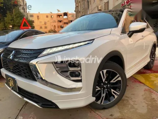 Mitsubishi Eclipse 2023 White Used for Sale - 2