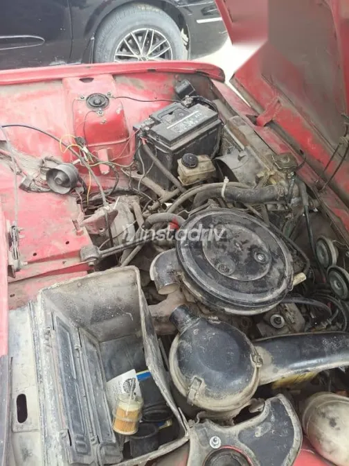 فيات نوفا 1990 أحمر مستعملة للبيع - 9