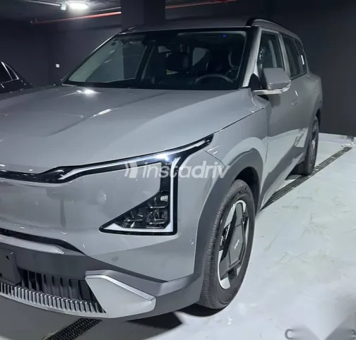 كيا اى فى 5 2026 رمادي جديدة للبيع - 1