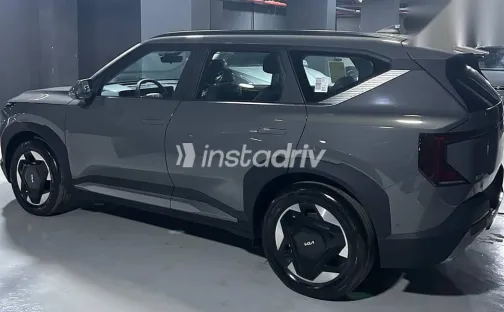 كيا اى فى 5 2026 رمادي جديدة للبيع - 4