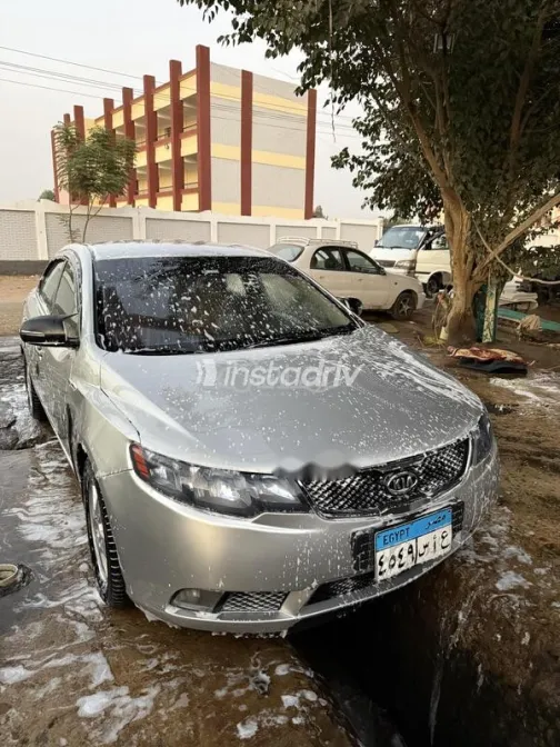 كيا سيراتو 2011 رمادي مستعملة للبيع - 1