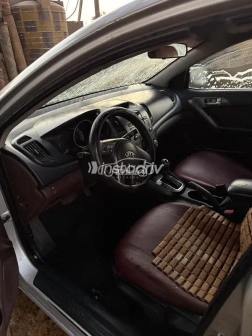 كيا سيراتو 2011 رمادي مستعملة للبيع - 5