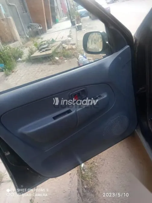 دايهاتسو تيريوس 2000 أسود مستعملة للبيع - 2