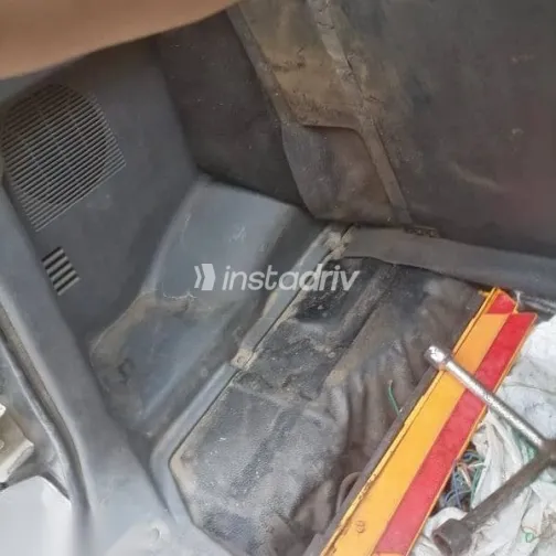 دايهاتسو تيريوس 2000 أسود مستعملة للبيع - 8