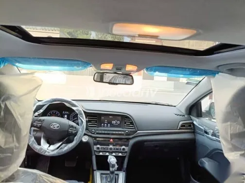 Hyundai Elantra 2026 White New for Sale - 6