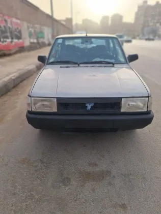 فيات دوجان 2002 أبيض مستعملة للبيع