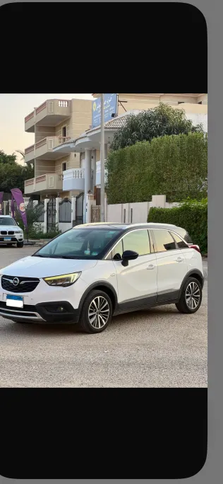 Opel Crossland 2019 White Used for Sale