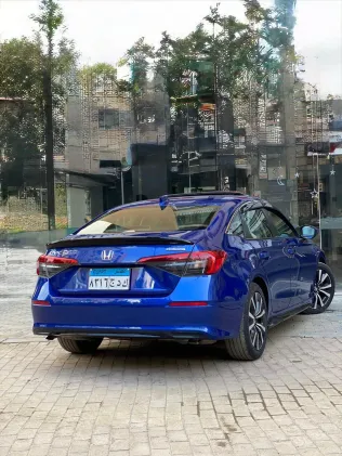 Honda Civic 2023 White Used for Sale