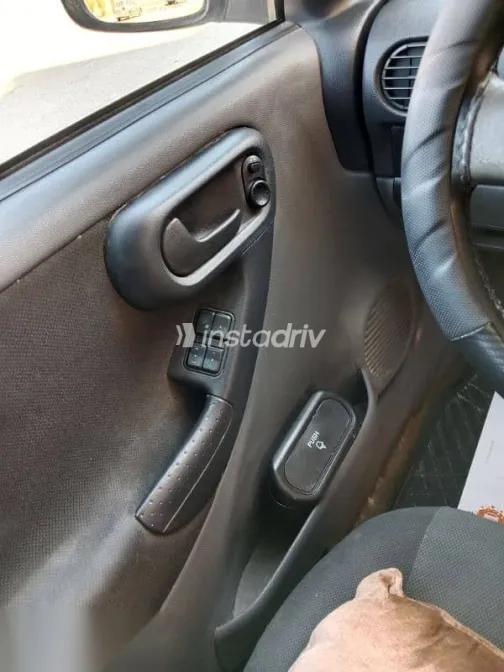 اوبل كورسا 2006 أزرق غامق مستعملة للبيع - 9