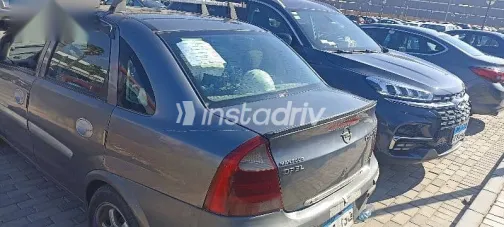 اوبل كورسا 2004 رمادي مستعملة للبيع - 2