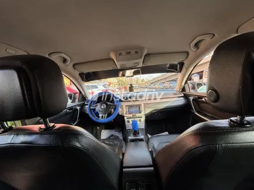 فولكس فاغن باسات 2013 أسود مستعملة للبيع - 1