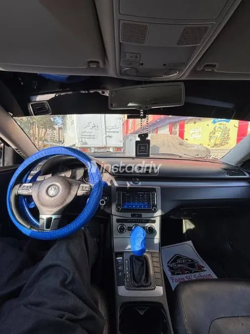 فولكس فاغن باسات 2013 أسود مستعملة للبيع - 2