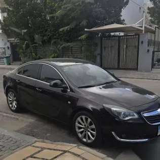 اوبل أنسيجنيا 2016 بني مستعملة للبيع