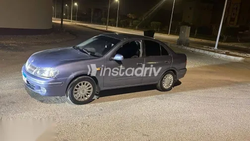 نيسان صنى 2003 رمادي مستعملة للبيع - 8