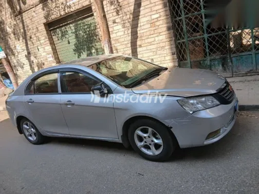 جيلي امجراند 2013 فضي مستعملة للبيع - 4