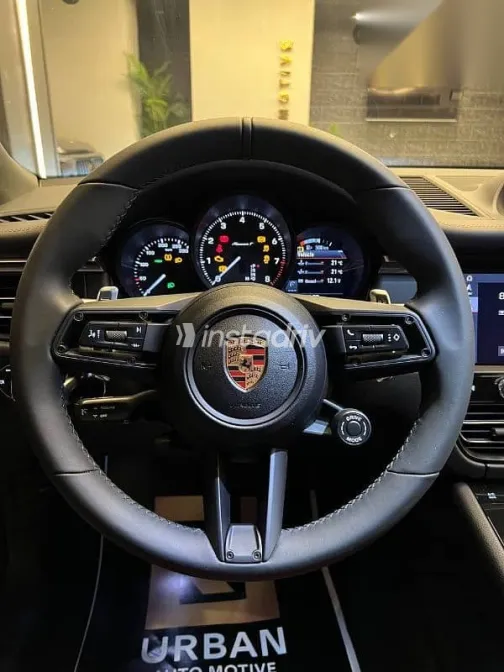 بورش ماكان 2026 أسود جديدة للبيع - 3