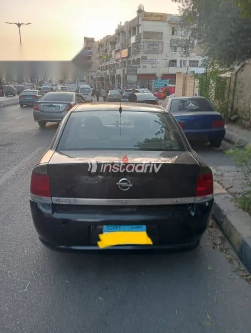 اوبل فيكترا 2008 أسود مستعملة للبيع - 3