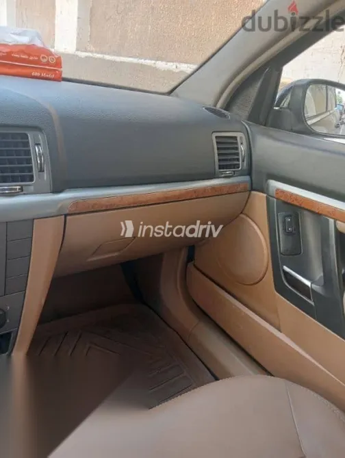 اوبل فيكترا 2008 أسود مستعملة للبيع - 5