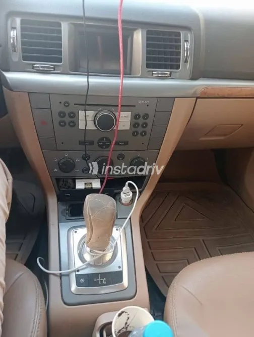 اوبل فيكترا 2008 أسود مستعملة للبيع - 8