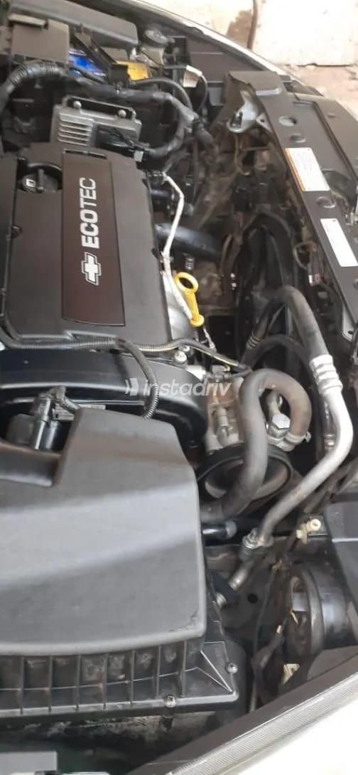 شيفروليه كروز 2015 أبيض مستعملة للبيع - 1