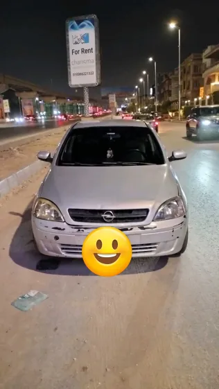 اوبل كورسا 2004 أبيض مستعملة للبيع