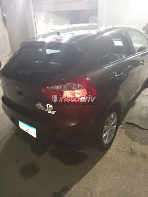 كيا ريو 2012 بني مستعملة للبيع - 4