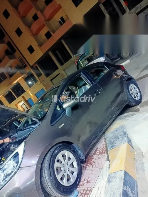 كيا ريو 2012 بني مستعملة للبيع - 8