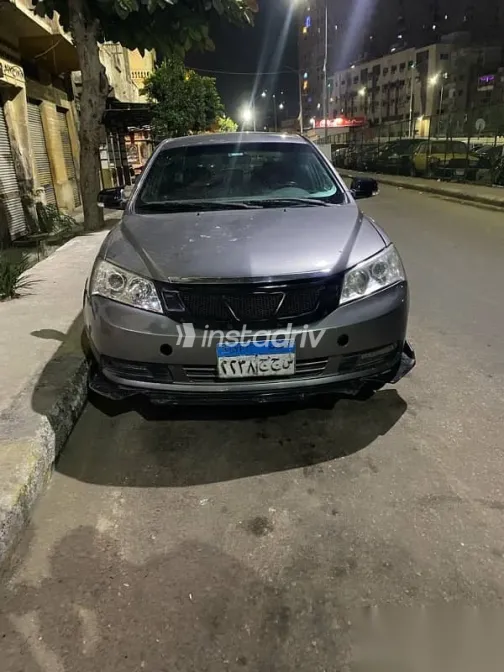 جيلي امجراند 2014 رمادي مستعملة للبيع - 2