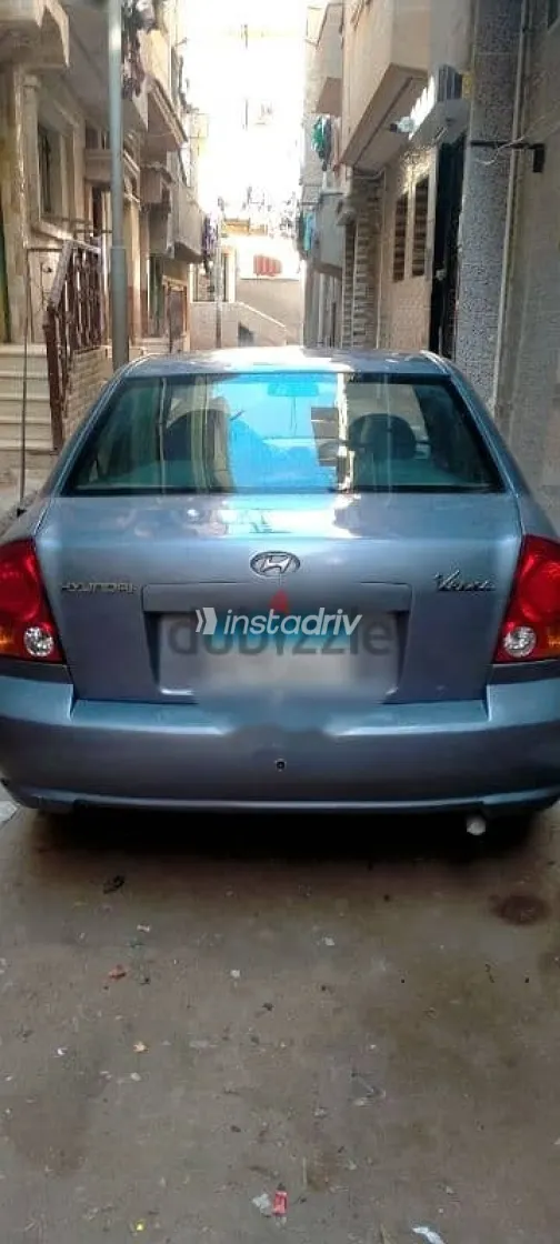 هيونداي فيرنا 2007 فضي مستعملة للبيع - 5
