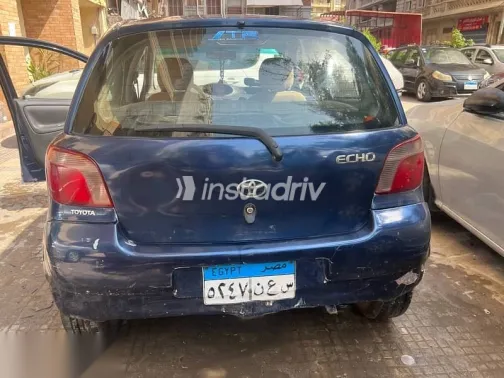 تويوتا ايكو 2003 أزرق غامق مستعملة للبيع - 4