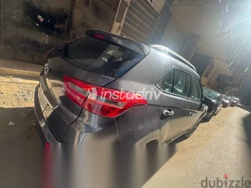 هيونداي كريتا 2016 رمادي مستعملة للبيع - 1