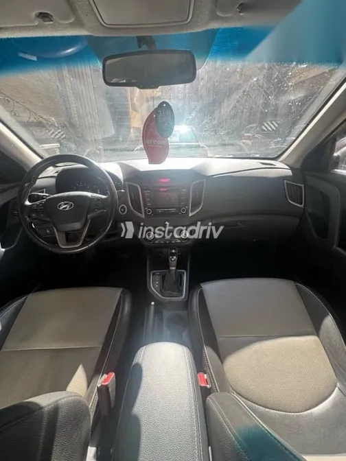 هيونداي كريتا 2016 رمادي مستعملة للبيع - 2