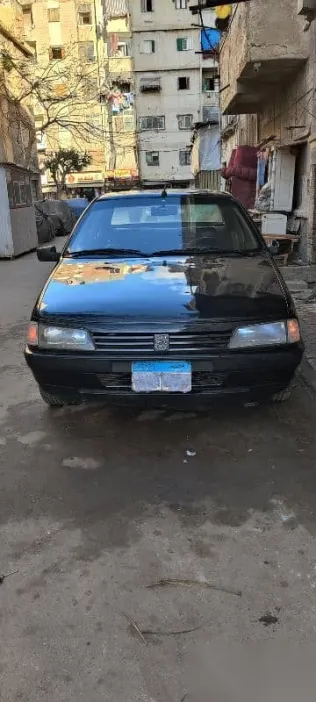 بيجو 405 1995 أسود مستعملة للبيع