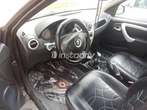 Renault Logan 2012 Black Used for Sale - 3