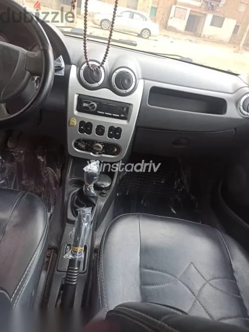 Renault Logan 2012 Black Used for Sale - 7