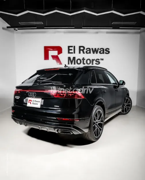 Audi RS Q8 2022 White Used for Sale - 10