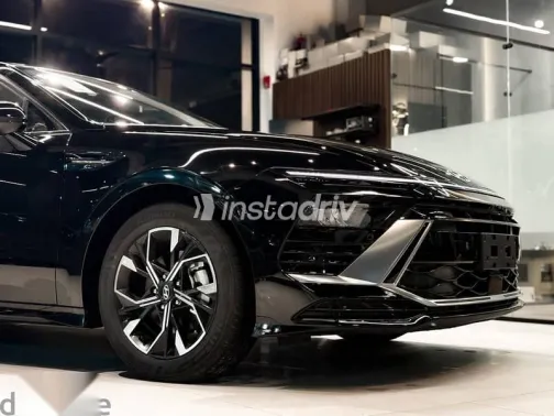 هيونداي سوناتا 2026 أسود جديدة للبيع - 7