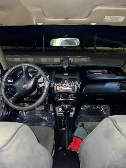 نيسان صنى 2009 رمادي مستعملة للبيع - 10