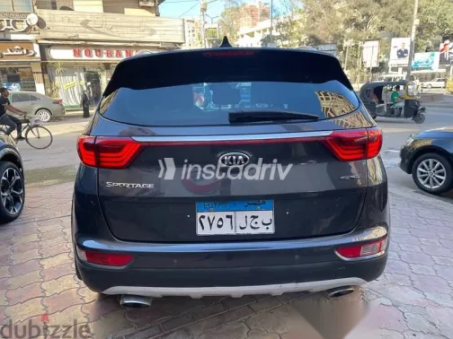 كيا سبورتاج 2017 رمادي مستعملة للبيع - 6